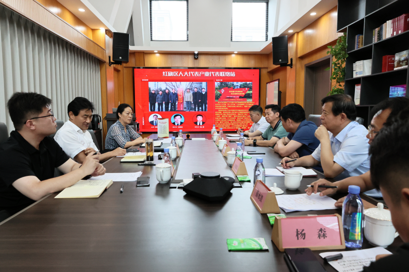 市人大常委會主任王樂新、紅旗區(qū)區(qū)委書記劉宏鋒一行 蒞臨公司調(diào)研工作